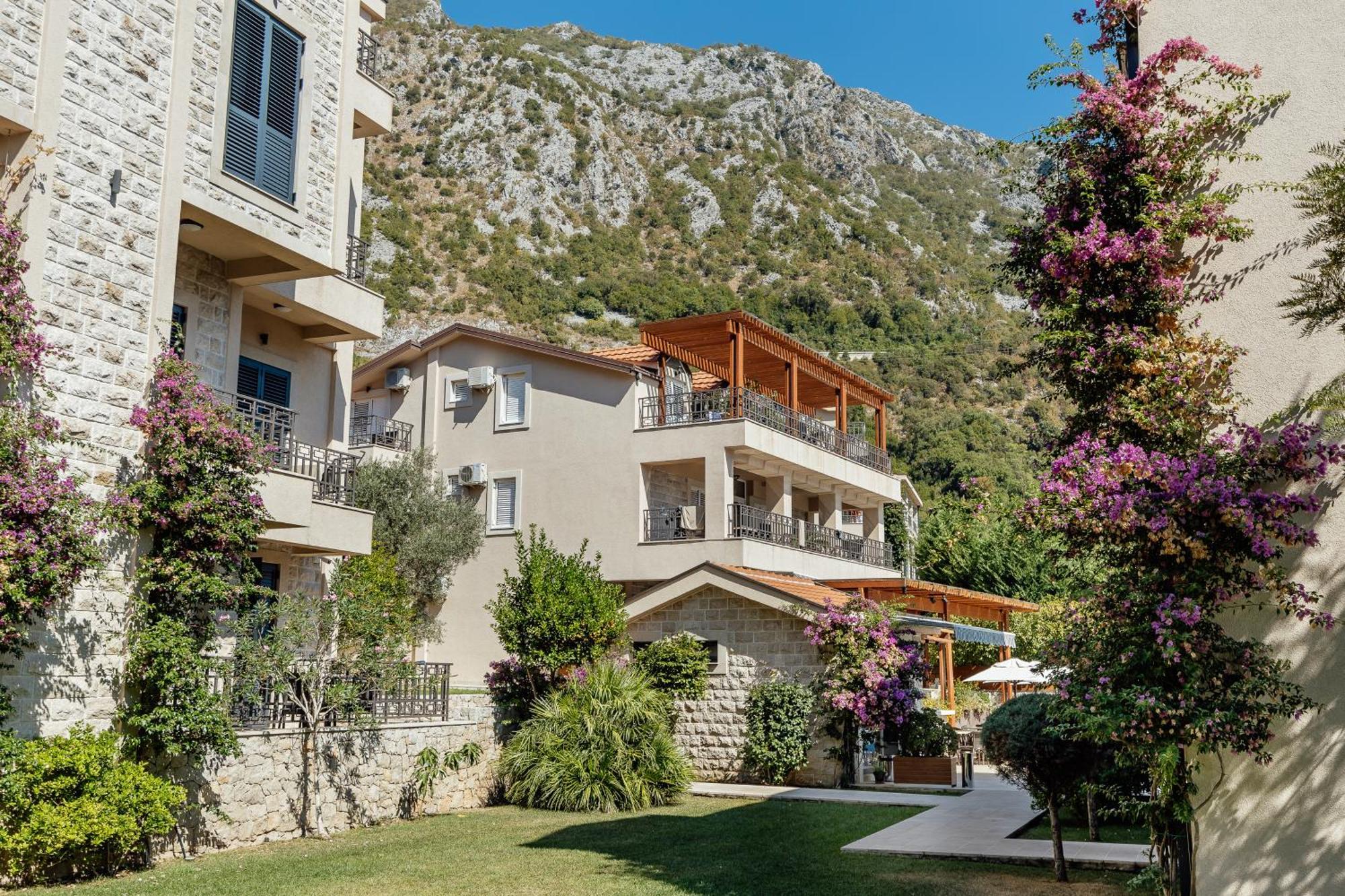 Bellezza Resort & Spa Kotor Exterior photo